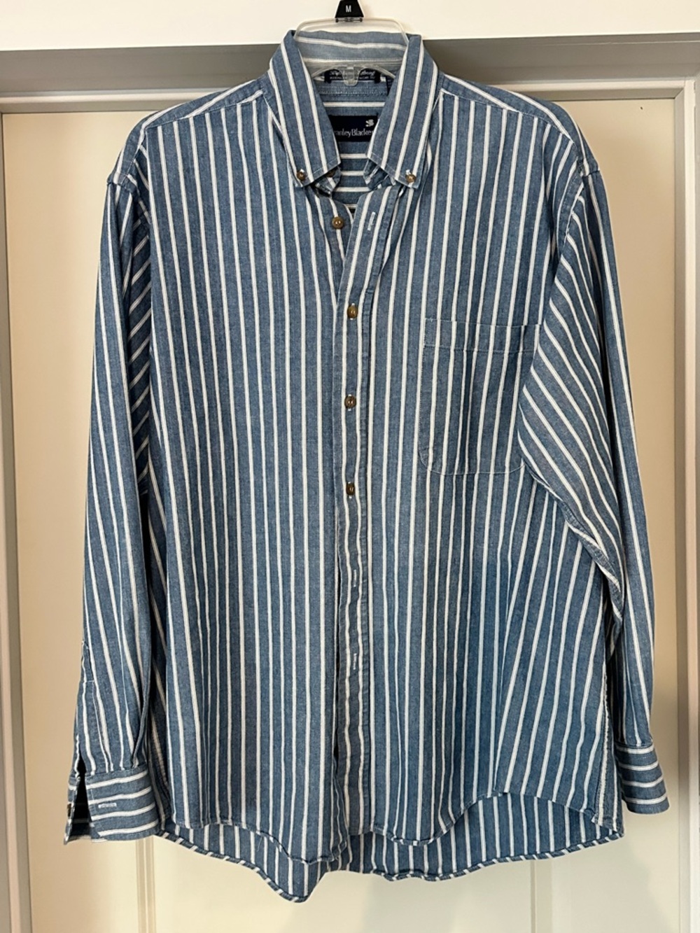 Men's Vintage 90s Blue & White Vertical Stripe Button-Down Shirt